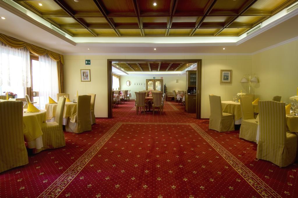 Hotel Weingarten Caldaro Esterno foto
